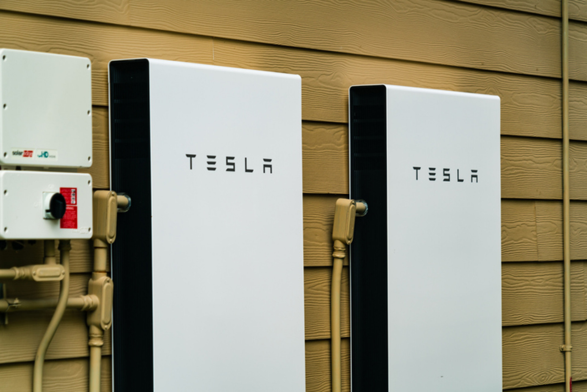 Office Battery Back-up using Tesla Powerwall 